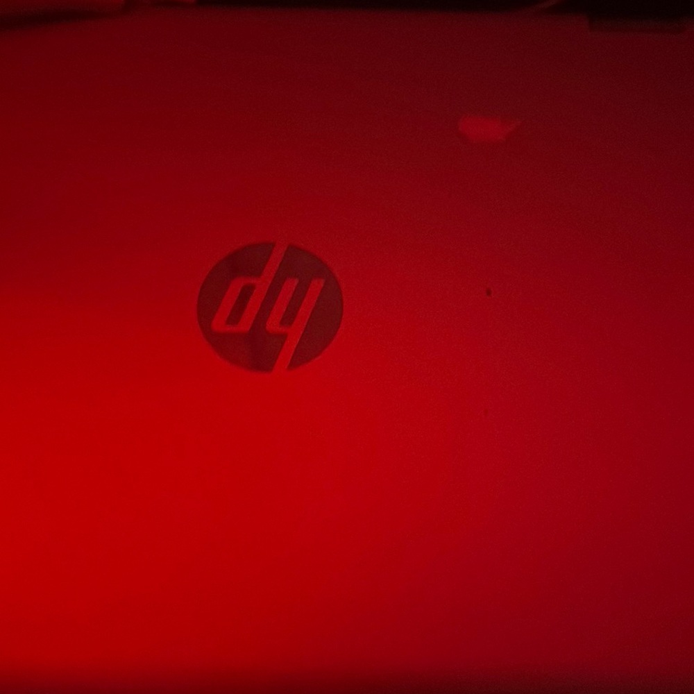 Hp laptop in good condition very useful just don’t want it upgraded to MacBook